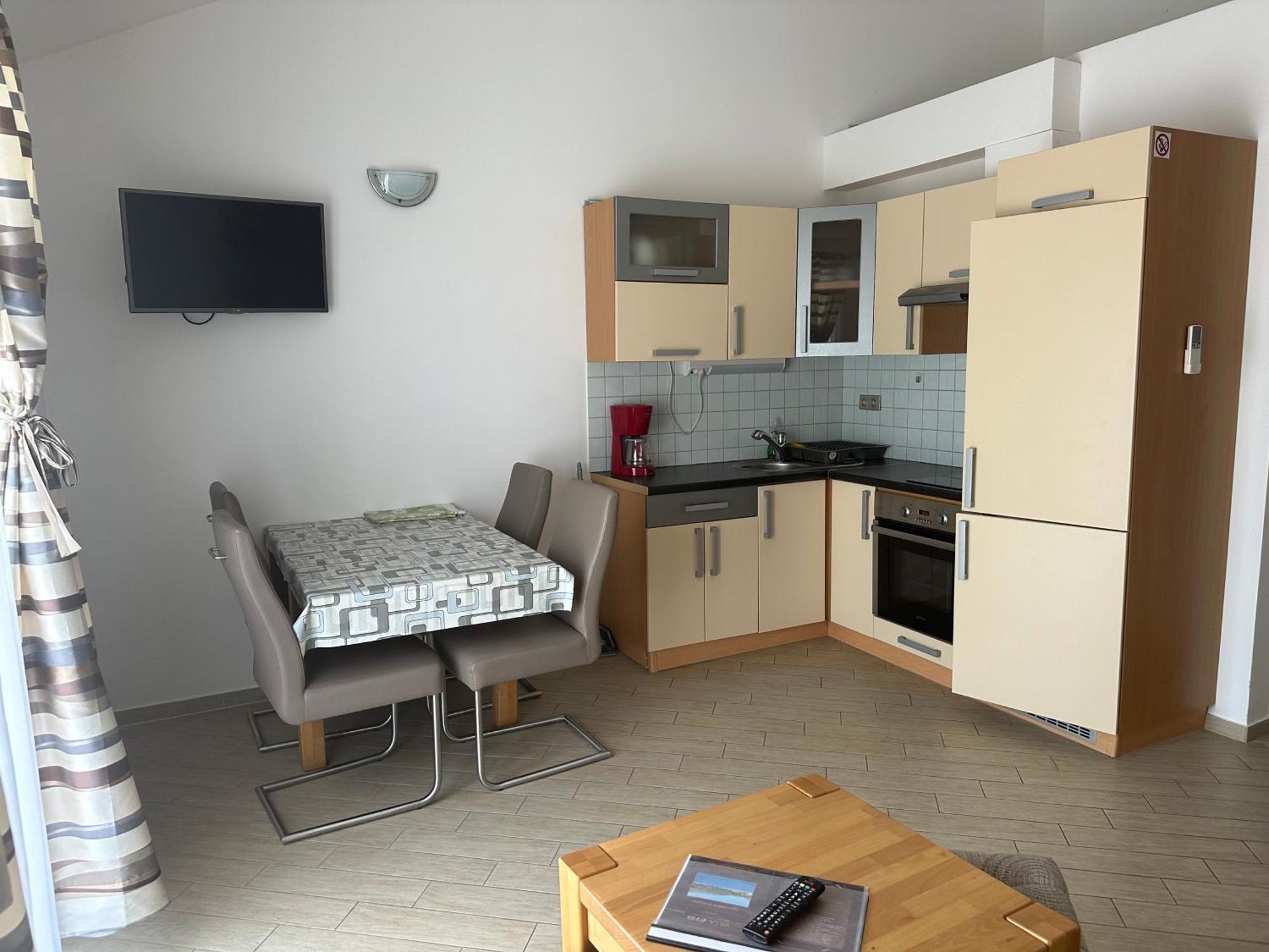 Apartments Villa Eva سلانو المظهر الخارجي الصورة