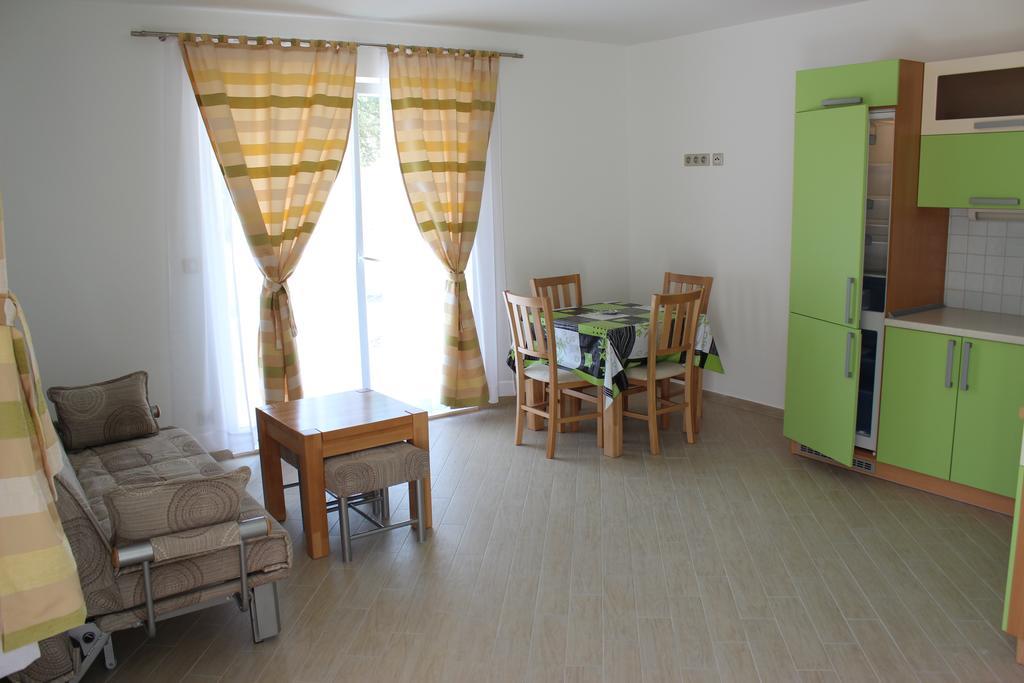 Apartments Villa Eva سلانو الغرفة الصورة